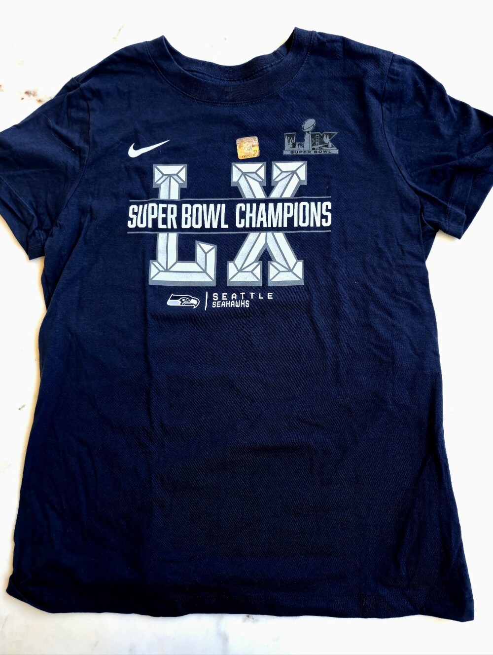 NWT Nike Tee Short Sleeve SUPERBOWL CHAMPIONS LX Seattle Seahawks Size Medium